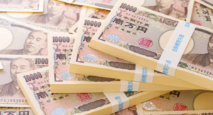 El yen japonés se estabiliza ante especulación de alza de tasas y posible intervención